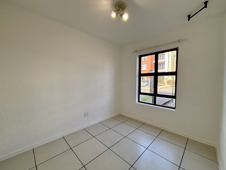 To Let 2 Bedroom Property for Rent in Ferndale Gauteng