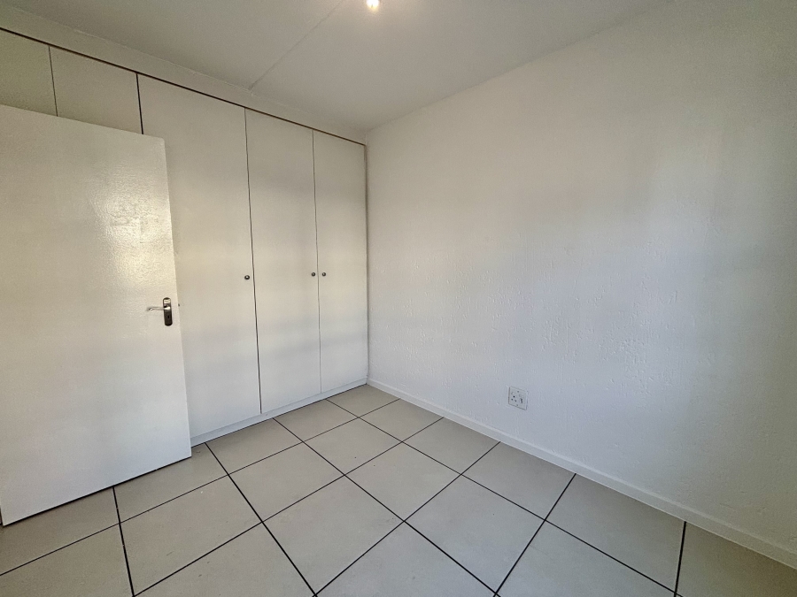 To Let 2 Bedroom Property for Rent in Ferndale Gauteng