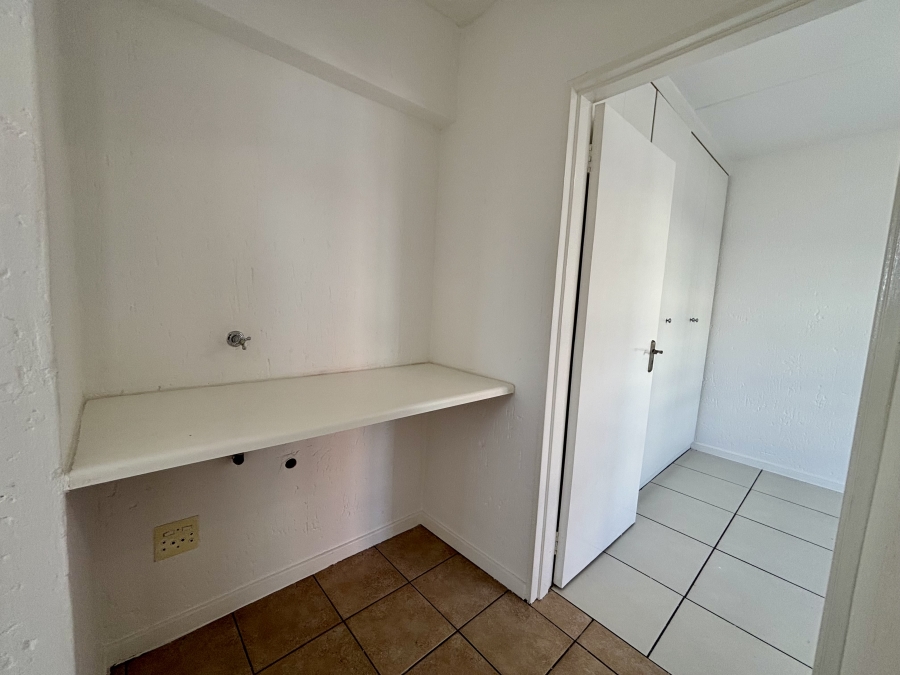 To Let 2 Bedroom Property for Rent in Ferndale Gauteng