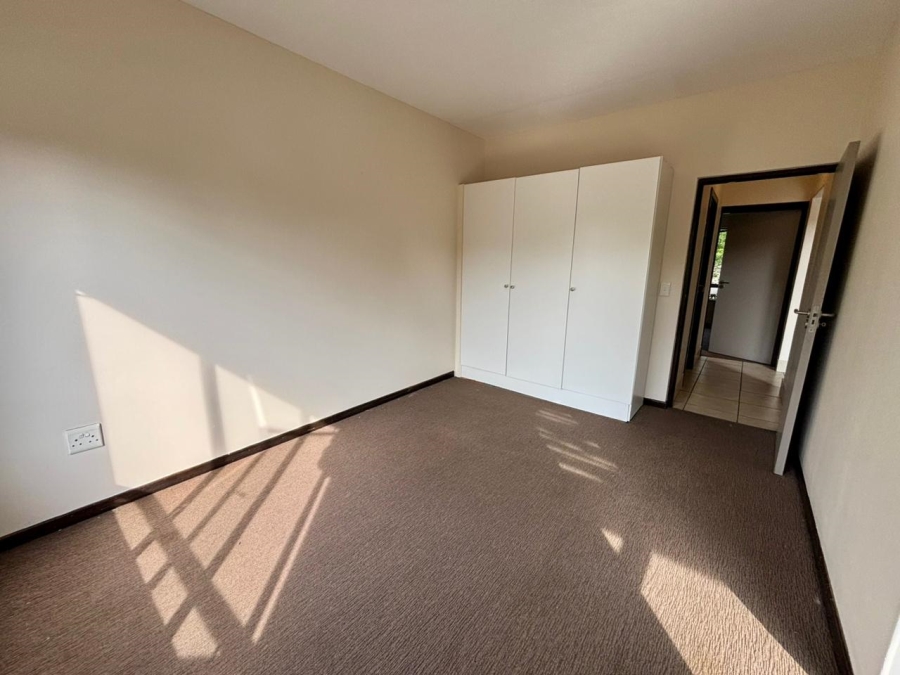To Let 2 Bedroom Property for Rent in Douglasdale Gauteng