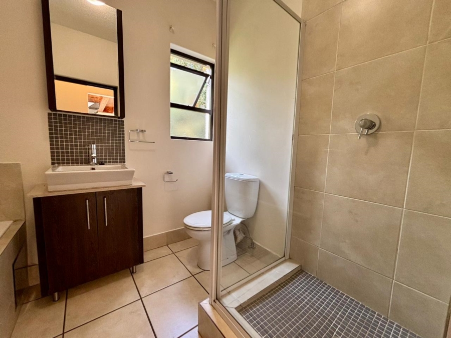 To Let 2 Bedroom Property for Rent in Douglasdale Gauteng