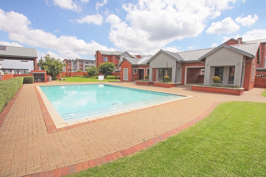 To Let 2 Bedroom Property for Rent in Irene Gauteng