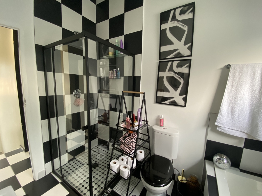 To Let 3 Bedroom Property for Rent in Fourways Gauteng