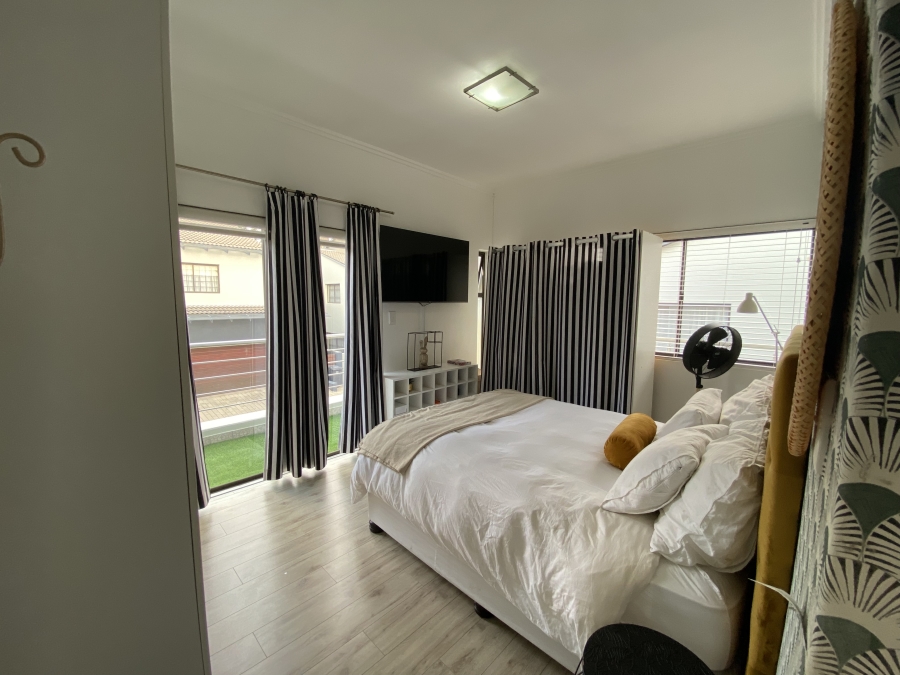 To Let 3 Bedroom Property for Rent in Fourways Gauteng