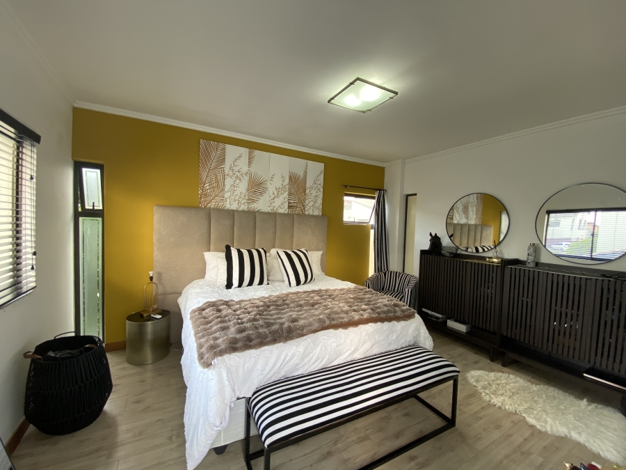 To Let 3 Bedroom Property for Rent in Fourways Gauteng