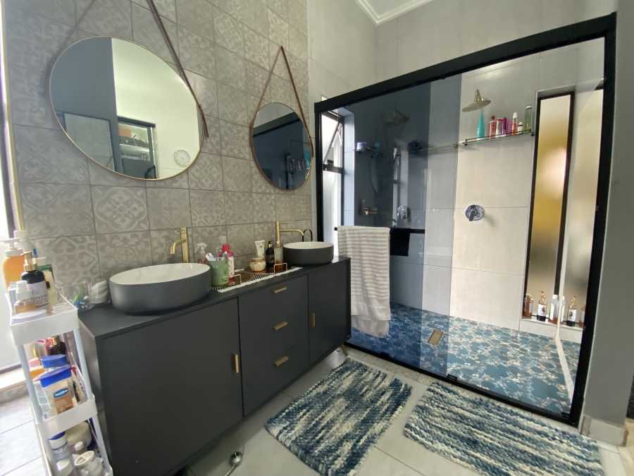 To Let 3 Bedroom Property for Rent in Fourways Gauteng