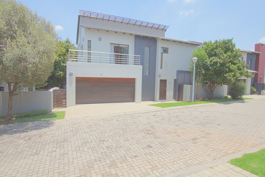 To Let 3 Bedroom Property for Rent in Fourways Gauteng