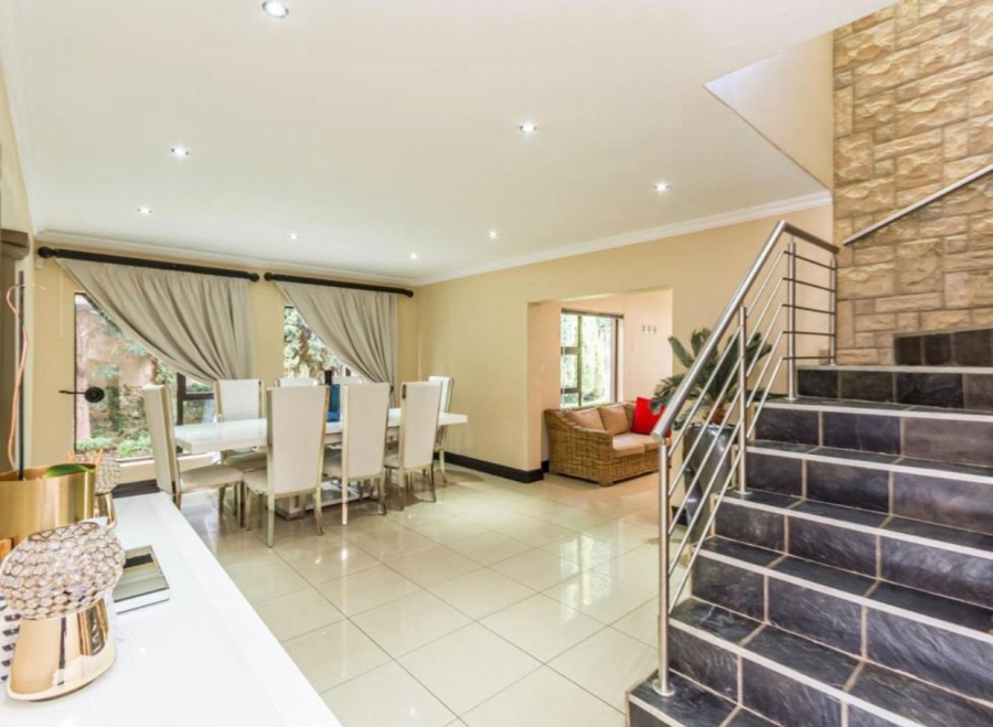 To Let 4 Bedroom Property for Rent in Eagle Canyon Golf Estate Gauteng