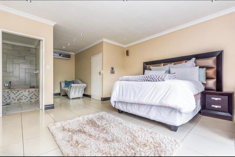 To Let 4 Bedroom Property for Rent in Eagle Canyon Golf Estate Gauteng
