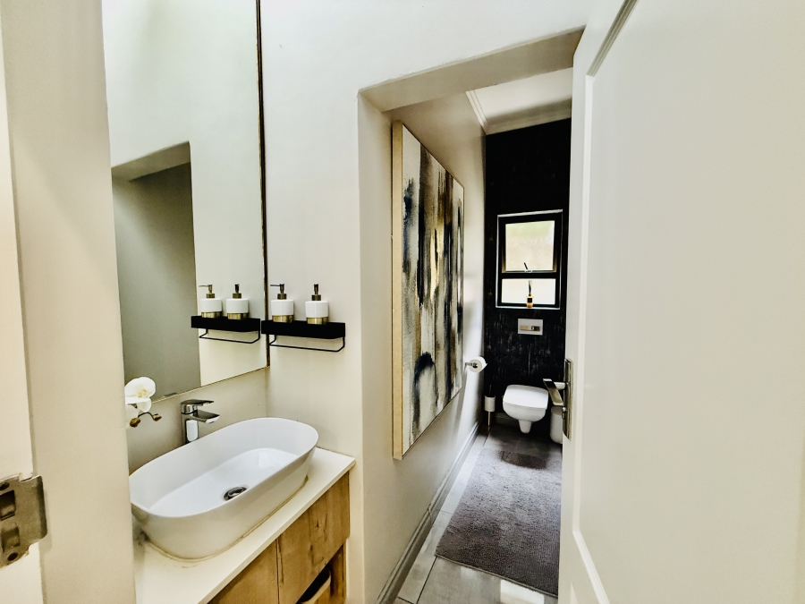 To Let 5 Bedroom Property for Rent in Kyalami Gauteng