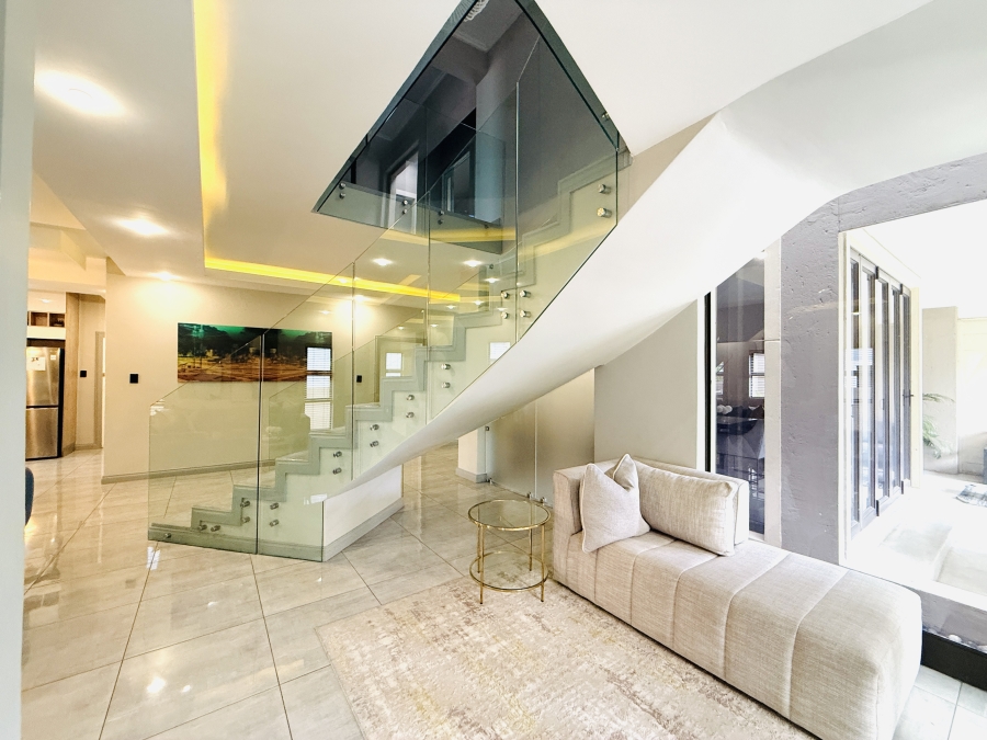 To Let 5 Bedroom Property for Rent in Kyalami Gauteng