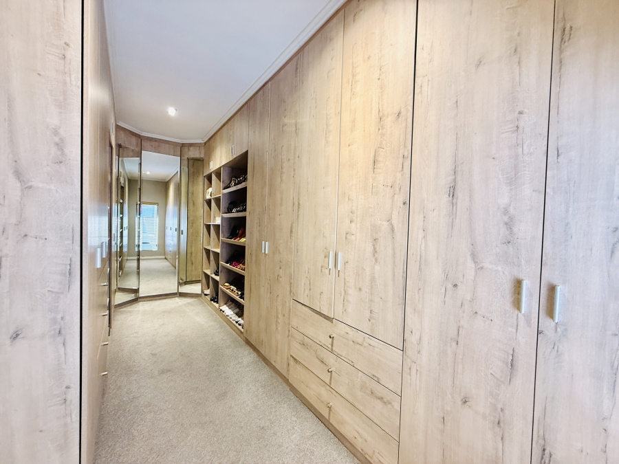 To Let 5 Bedroom Property for Rent in Kyalami Gauteng