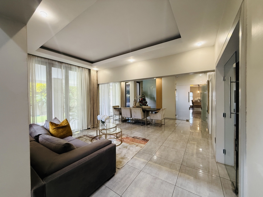 5 Bedroom Property for Sale in Kyalami Gauteng