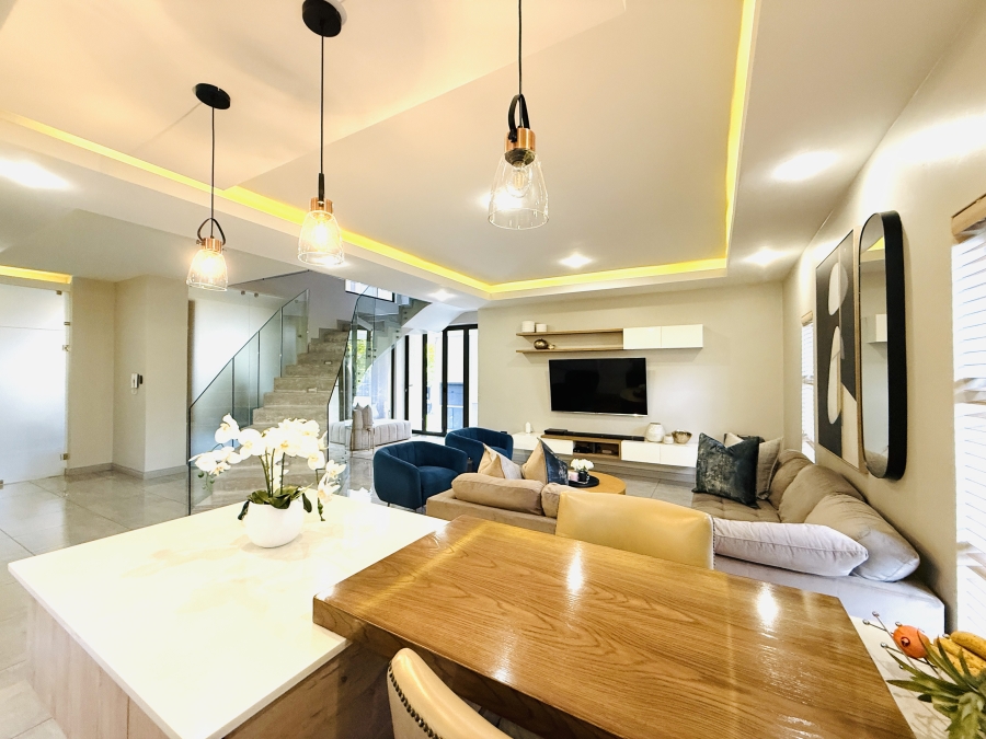 5 Bedroom Property for Sale in Kyalami Gauteng