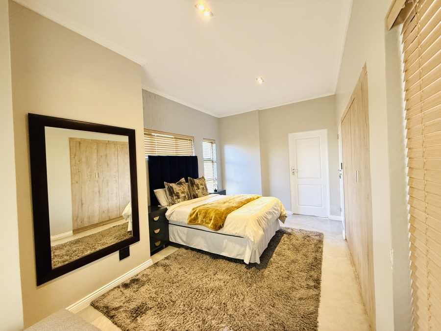 5 Bedroom Property for Sale in Kyalami Gauteng