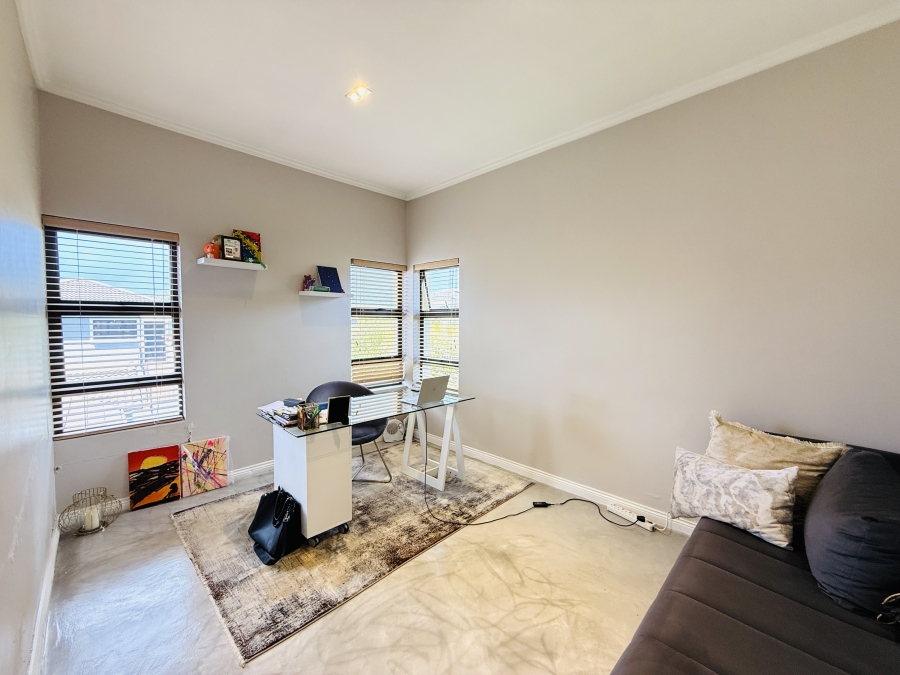 5 Bedroom Property for Sale in Kyalami Gauteng