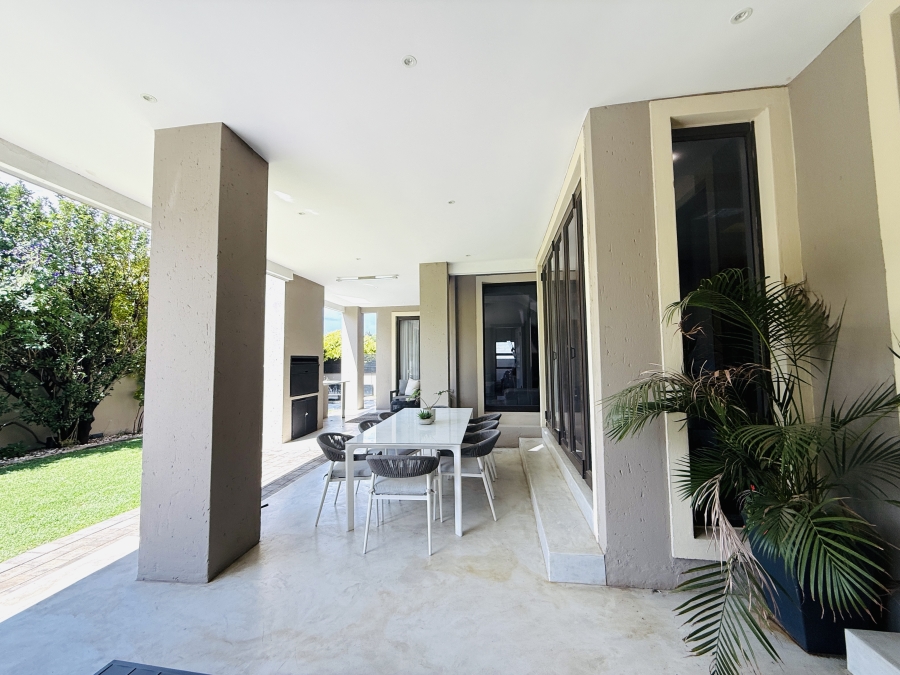 5 Bedroom Property for Sale in Kyalami Gauteng