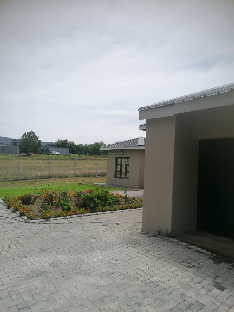 To Let 4 Bedroom Property for Rent in Kyalami Gauteng