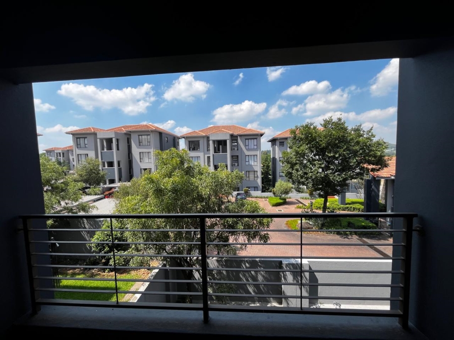 To Let 1 Bedroom Property for Rent in Lonehill Gauteng