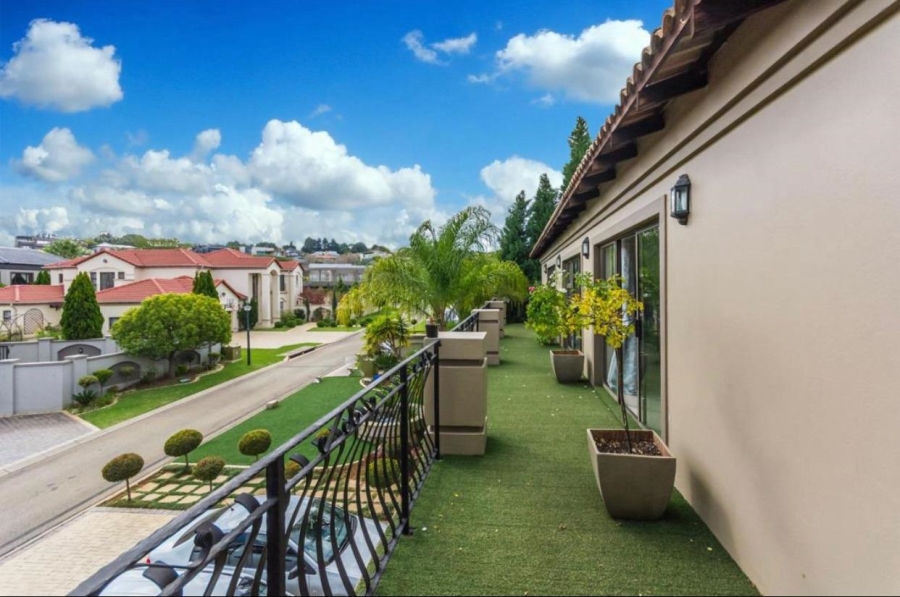 4 Bedroom Property for Sale in Eagle Canyon Golf Estate Gauteng