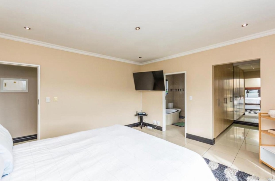 4 Bedroom Property for Sale in Eagle Canyon Golf Estate Gauteng