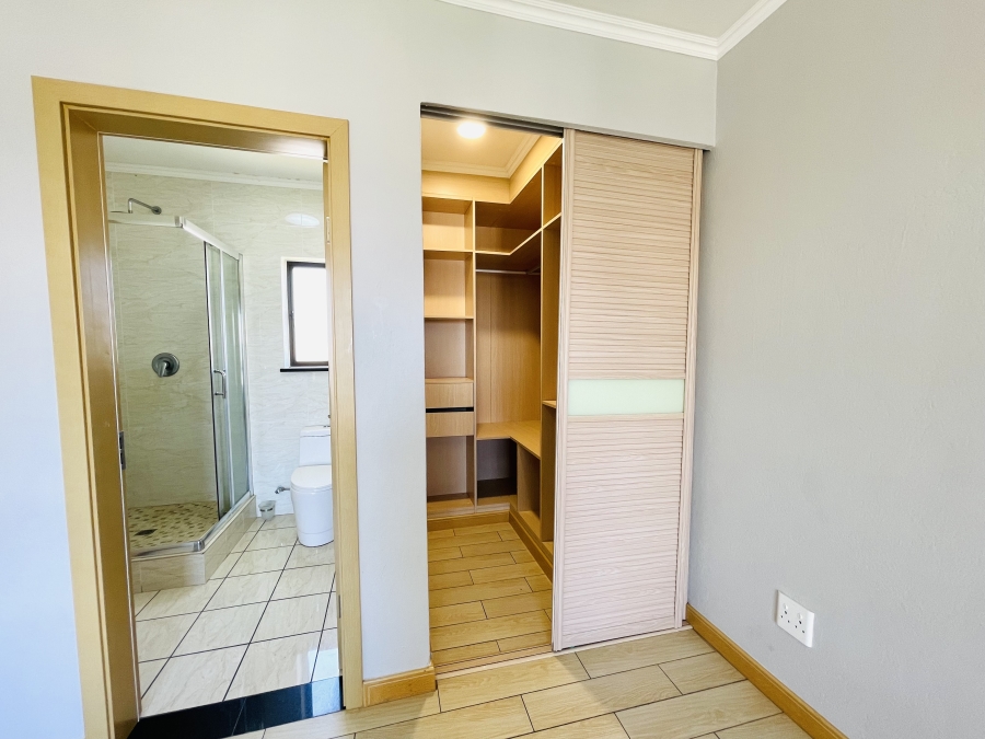 2 Bedroom Property for Sale in Carlswald Gauteng
