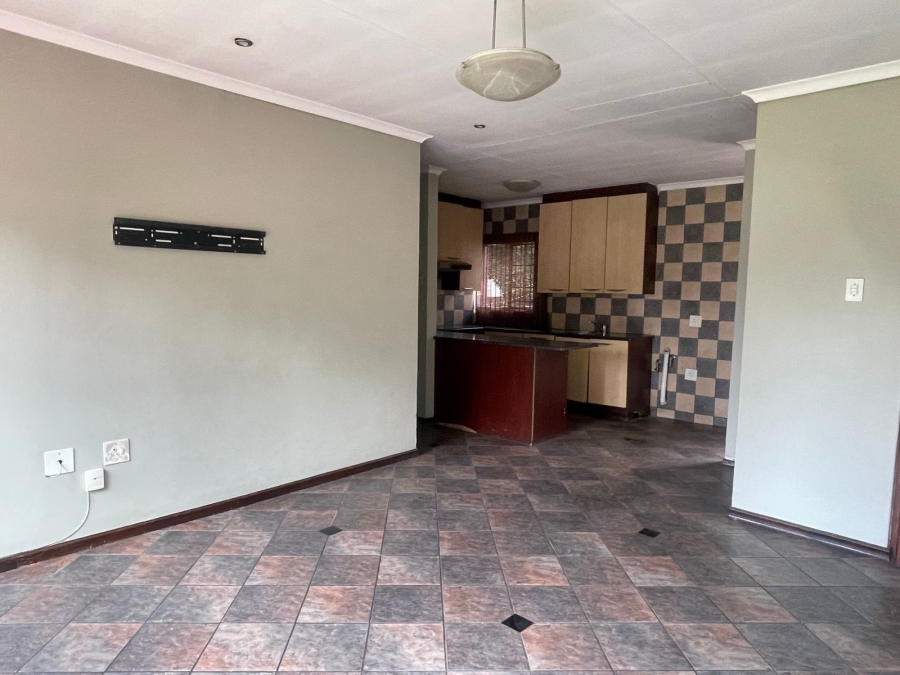 3 Bedroom Property for Sale in Thatchfield Estate Gauteng