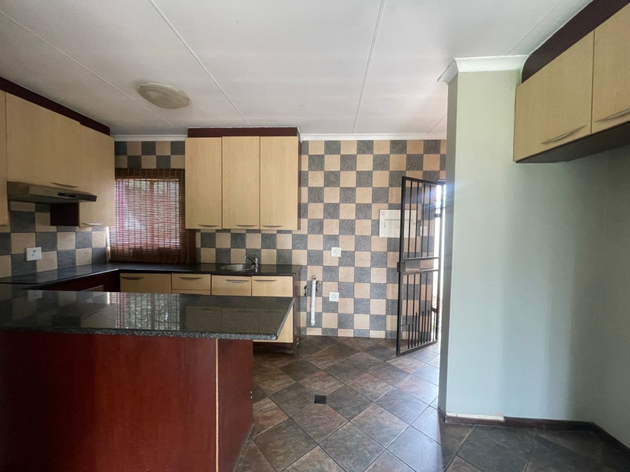 3 Bedroom Property for Sale in Thatchfield Estate Gauteng