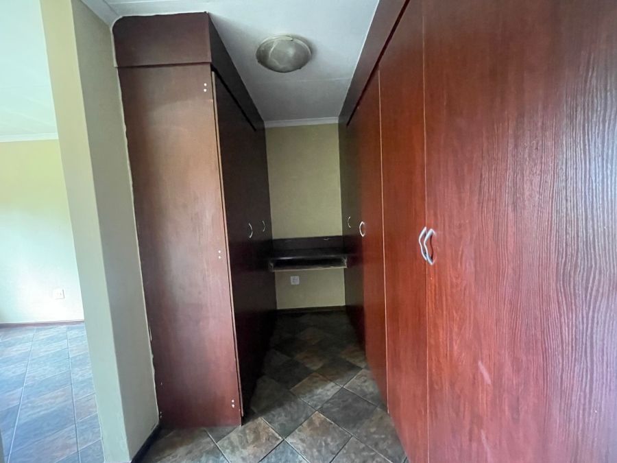 3 Bedroom Property for Sale in Thatchfield Estate Gauteng