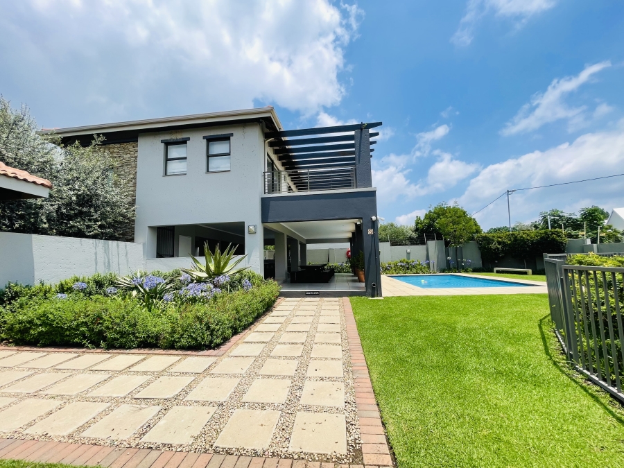 To Let 1 Bedroom Property for Rent in Fourways Gauteng