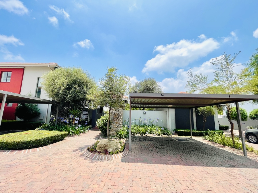 To Let 1 Bedroom Property for Rent in Fourways Gauteng