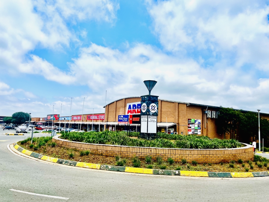 To Let commercial Property for Rent in Princess A H Gauteng