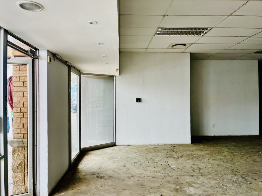 To Let commercial Property for Rent in Princess A H Gauteng