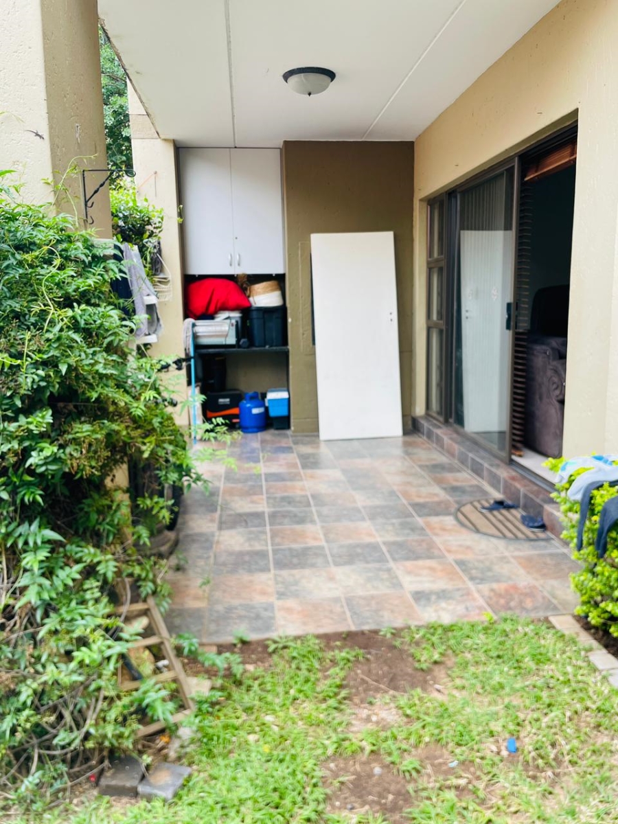 To Let 2 Bedroom Property for Rent in Pineslopes Gauteng