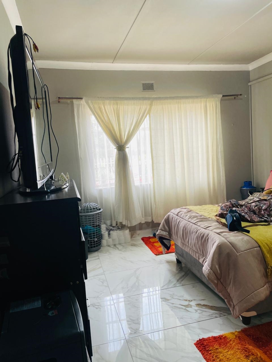 To Let 4 Bedroom Property for Rent in Horizon View Gauteng