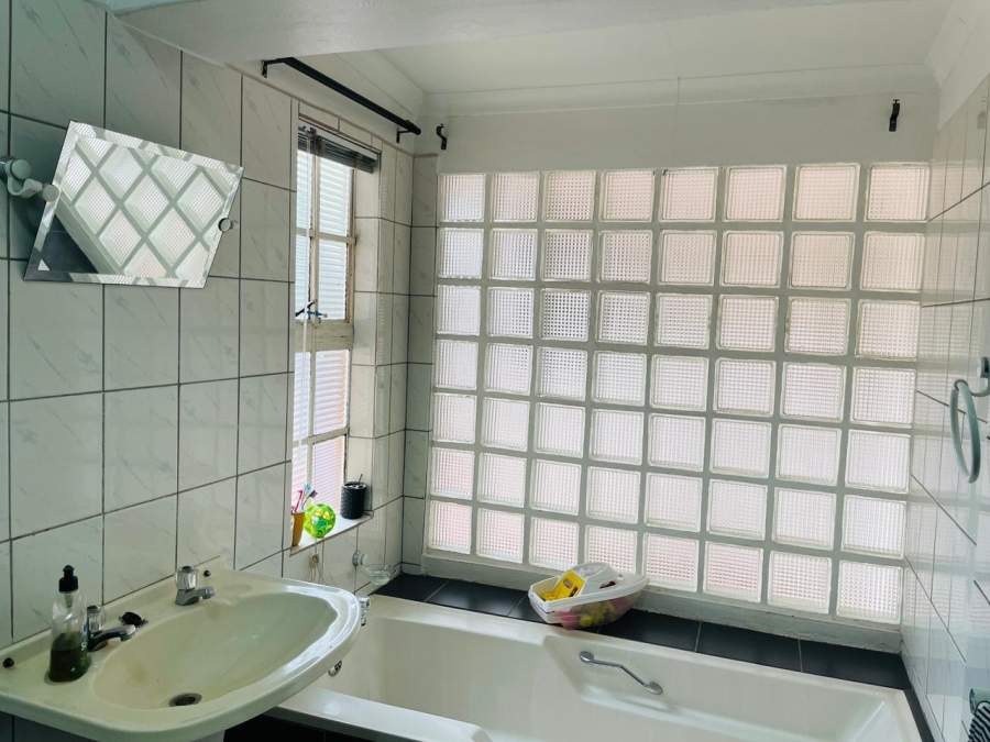 To Let 4 Bedroom Property for Rent in Horizon View Gauteng