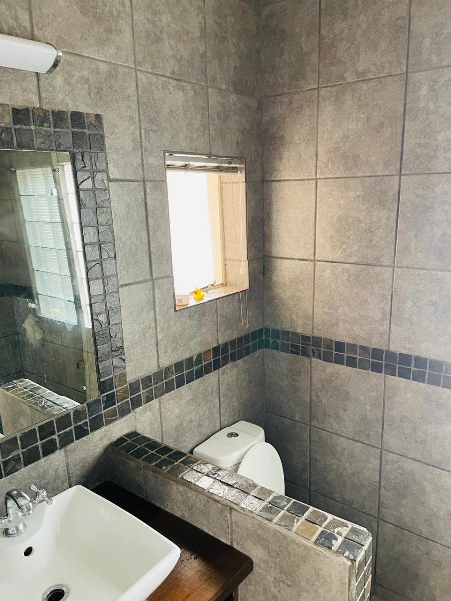 To Let 4 Bedroom Property for Rent in Horizon View Gauteng