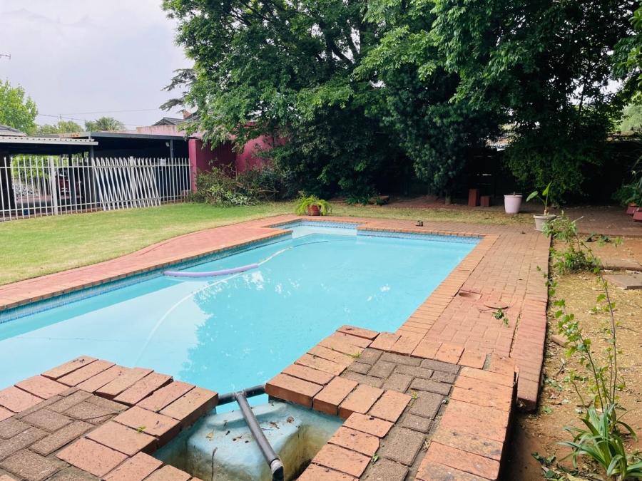To Let 4 Bedroom Property for Rent in Horizon View Gauteng