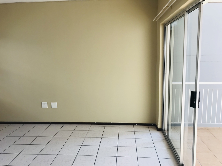 1 Bedroom Property for Sale in Ferndale Gauteng