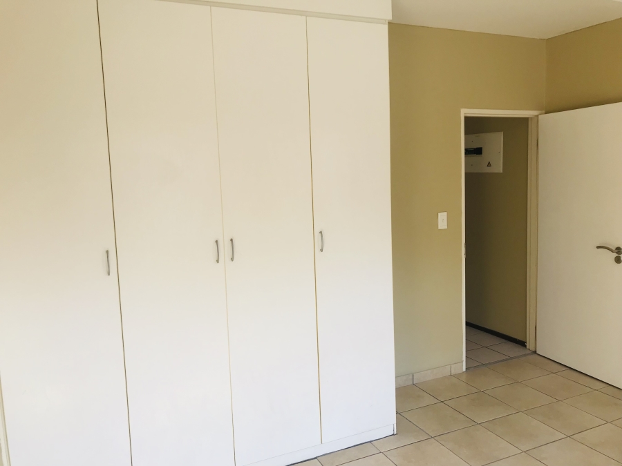 1 Bedroom Property for Sale in Ferndale Gauteng