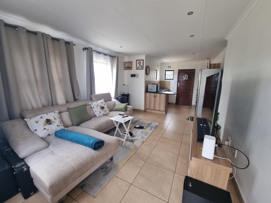 To Let 3 Bedroom Property for Rent in Witpoortjie Gauteng