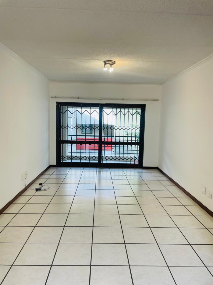 To Let 2 Bedroom Property for Rent in Fourways Gauteng