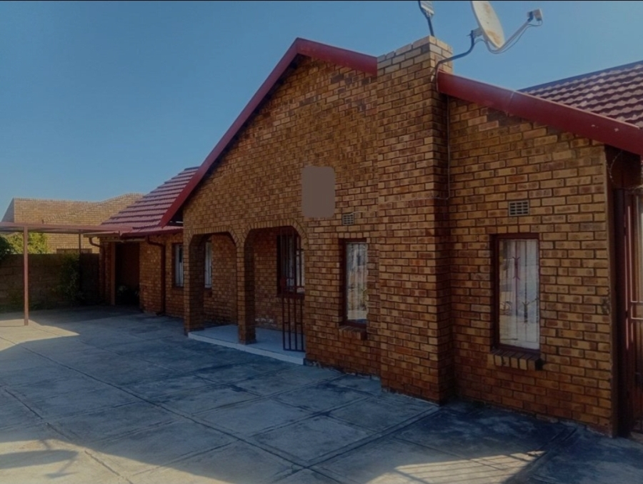 To Let 3 Bedroom Property for Rent in Soshanguve AA Gauteng