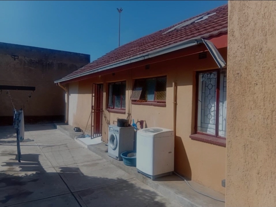 To Let 3 Bedroom Property for Rent in Soshanguve AA Gauteng