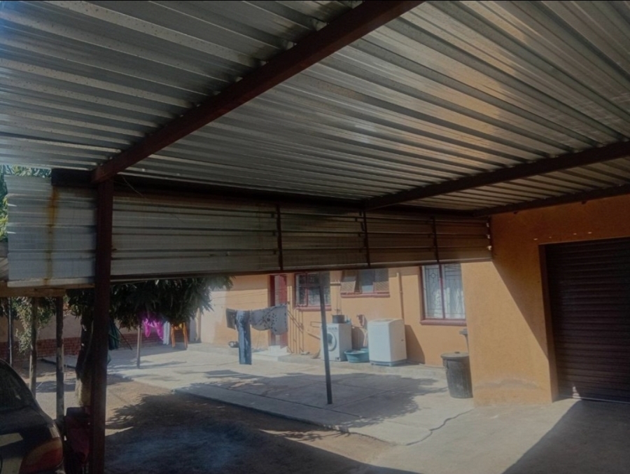 To Let 3 Bedroom Property for Rent in Soshanguve AA Gauteng