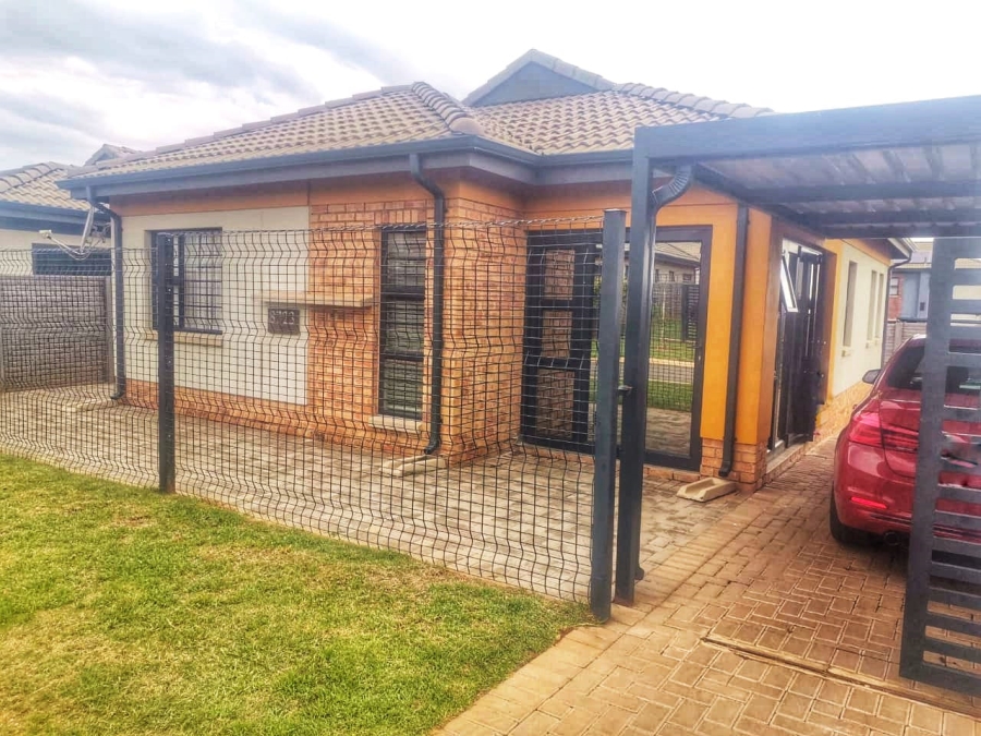 3 Bedroom Property for Sale in Lotus Gardens Gauteng