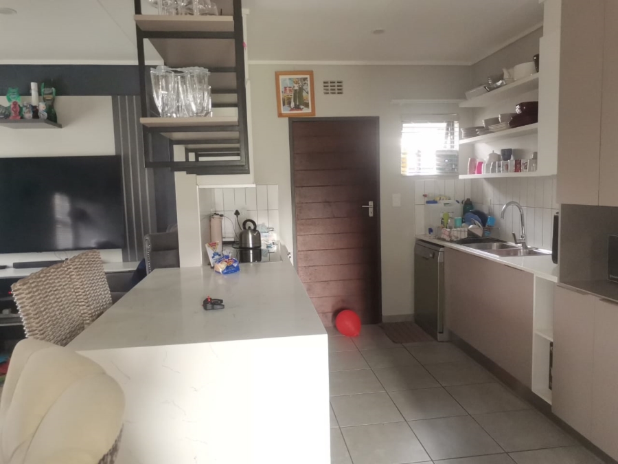 3 Bedroom Property for Sale in Lotus Gardens Gauteng