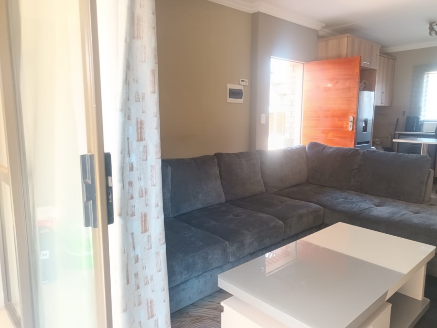 2 Bedroom Property for Sale in Andeon AH Gauteng