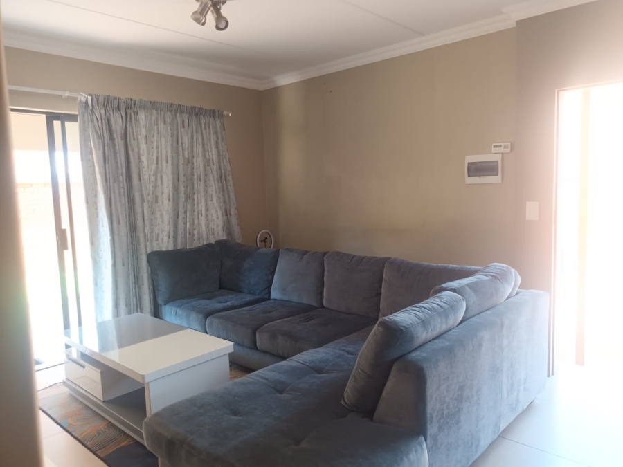 2 Bedroom Property for Sale in Andeon AH Gauteng