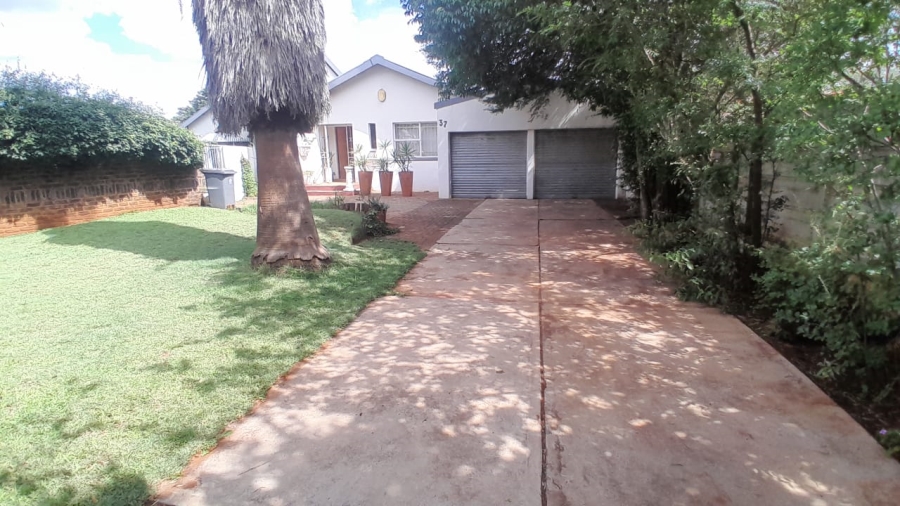 3 Bedroom Property for Sale in Pretoriusrus Gauteng